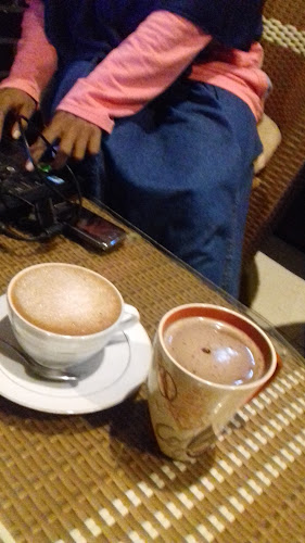 Opinii despre Warung Kopi Papi în Kota Kendari - Gastronomi dan perhotelan