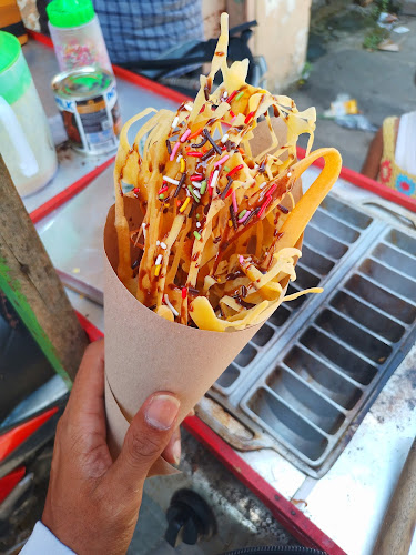 Bakul Pukis Jaring Spiderman - Gastronomi dan perhotelan