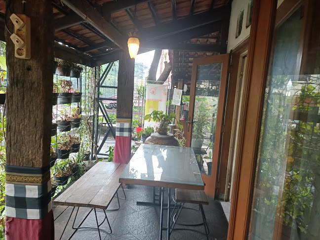 Jl. Destarata 3 No.2, RT.01/RW.16, Tegal Gundil, Kec. Bogor Utara, Kota Bogor, Jawa Barat 16152