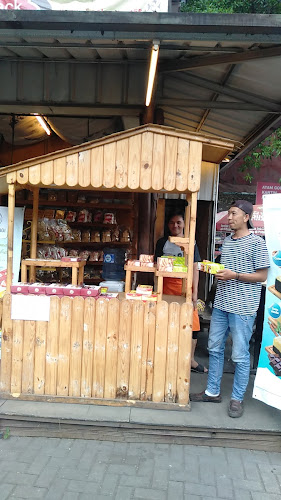 Comentarii opinii despre LUTFIA SNACK