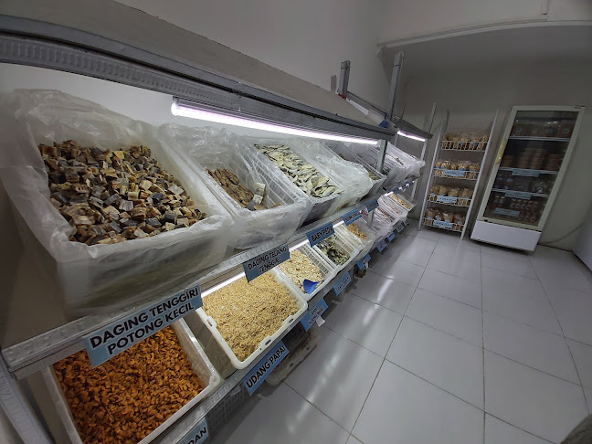 Opinii despre MAMA KHAS BANJAR, Minimarket Ikan Asin Telang Tenggiri & Oleh-Oleh Khas Banjar în Kota Banjar Baru - Gastronomi dan perhotelan