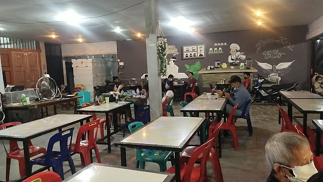 KEDAI KOPI ELLO - Gastronomi dan perhotelan