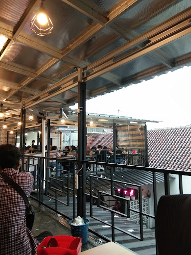 Opinii despre Seblak Zipay outlet 1 în Kab. Tasikmalaya - Gastronomi dan perhotelan