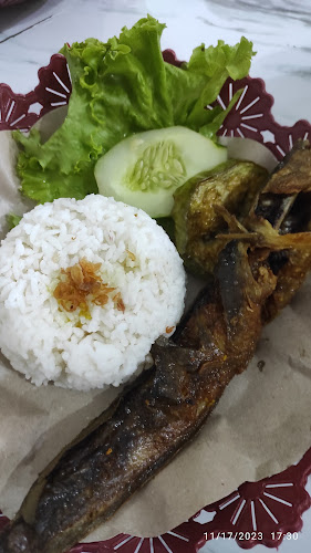 Jl. Kelud No.16, Kepanjen Lor, Kec. Kepanjenkidul, Kota Blitar, Jawa Timur 66117