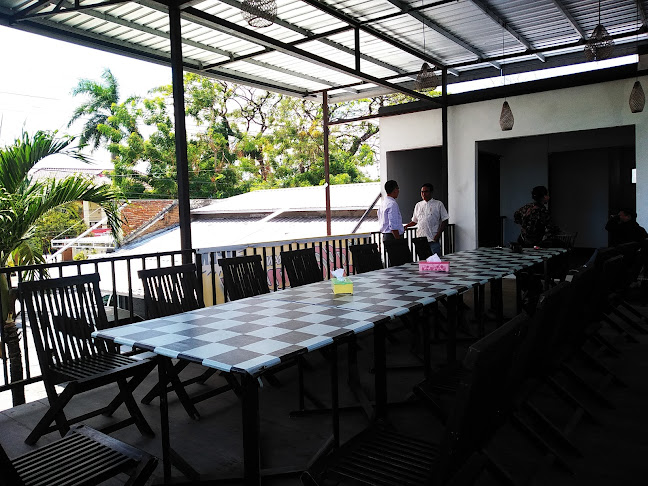 Opinii despre Resto Kemuning Majapahit în Kota Mataram - Gastronomi dan perhotelan