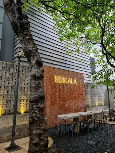 Berkala Coffee Bintaro - Gastronomi dan perhotelan
