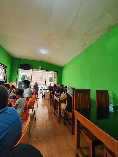 Opinii despre Soto Daging Pak Sodik în Surabaya - Gastronomi dan perhotelan