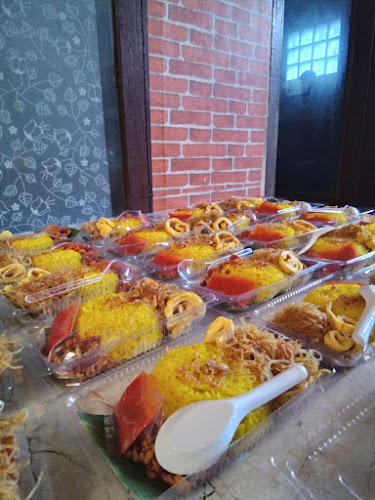 Comentarii opinii despre Tumpeng mama