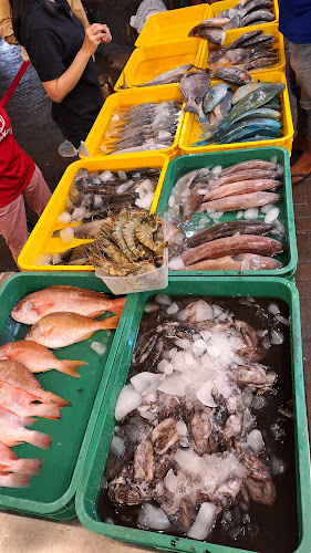 DEPAN PINTU MASUK PARKIRAN, Jl. Pasar Turi No.21, Jepara, Kec. Bubutan, Surabaya, Jawa Timur 60174