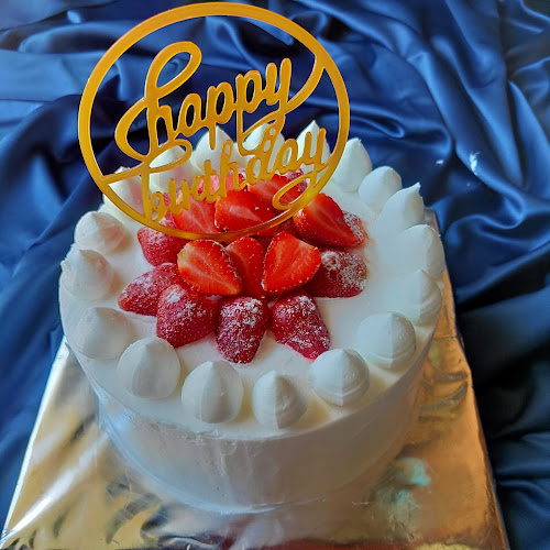 Mama Ndok - Gastronomi dan perhotelan