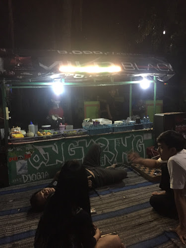 Opinii despre Angkringan Parepare în Kota Parepare - Gastronomi dan perhotelan