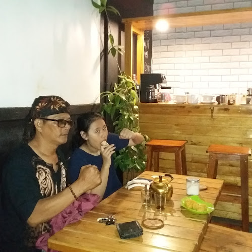 Comentarii opinii despre Toko Nanjaya Sedia : Kelontongan Dan Sembako