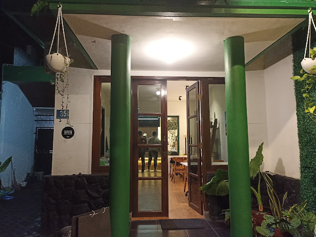 Tak Kunjung Padam Coffee House Surabaya