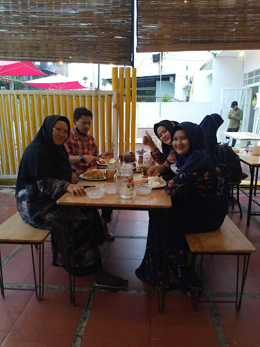 Pisangsexy - Gastronomi dan perhotelan