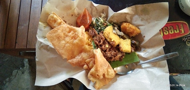 66R9+7WW, Jl. KH. Abdul Hamid Gg. Bingkilan, Kebonsari Kulon, Kec. Kanigaran, Kota Probolinggo, Jawa Timur 67214