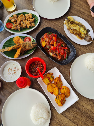 Opinii despre Saraba Nyaman Floating Restaurant în Kota Banjarmasin - Gastronomi dan perhotelan