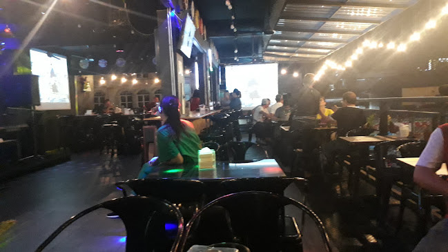 Windsor Bar & Cafe - Gastronomi dan perhotelan