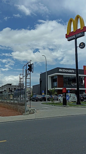 Opinii despre MCDonald's (MCD) Tanjung Pinang în Kota Tanjung Pinang - Gastronomi dan perhotelan