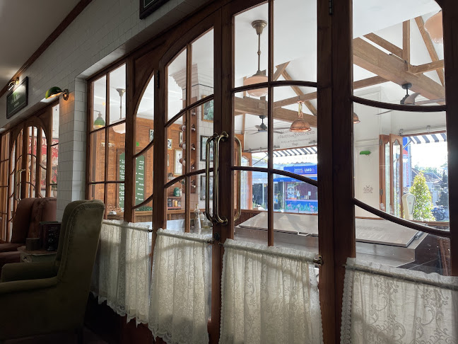 Jl. Danau Tamblingan No.144, Sanur, Denpasar Selatan, Kota Denpasar, Bali 80228