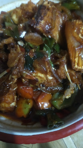 Opinii despre Dapur Arimbi Masakan Desa Bu Ari în Kota Bandung - Gastronomi dan perhotelan