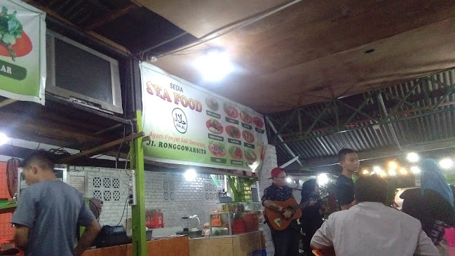 Comentarii opinii despre Ayam Penyet Pemuda Semarang