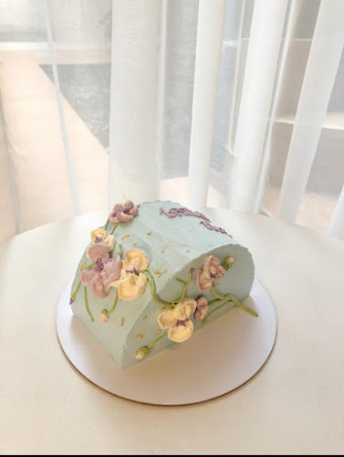 Opinii despre Cake This Out în Kota Magelang - Gastronomi dan perhotelan