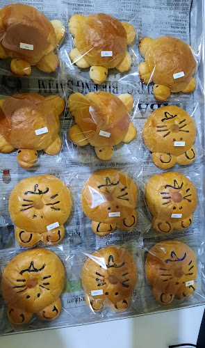 Nocal bakery and Fam's - Kota Medan