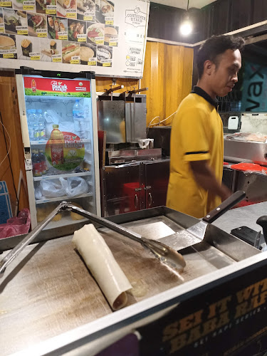 Opinii despre Container Kebab by Baba Rafi - SPBU A. Yani Semarang în Kota Semarang - Gastronomi dan perhotelan