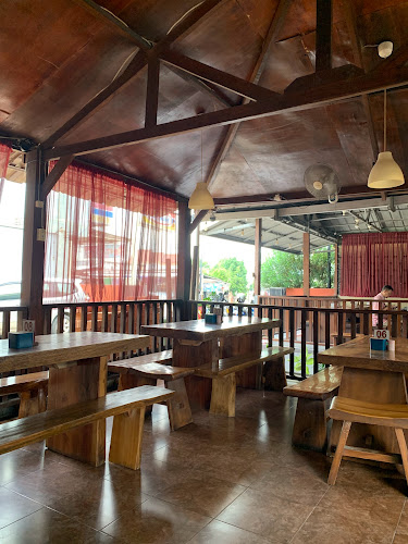 Zuka Saung Iga Konro - Gastronomi dan perhotelan