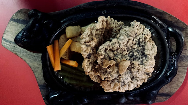 Comentarii opinii despre MAMOO Steak & Chicken Grill