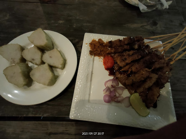 Loop - Graha Famili - Gastronomi dan perhotelan