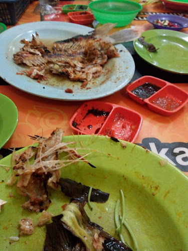 Opinii despre Ikan Bakar Khas KC în Kota Medan - Gastronomi dan perhotelan