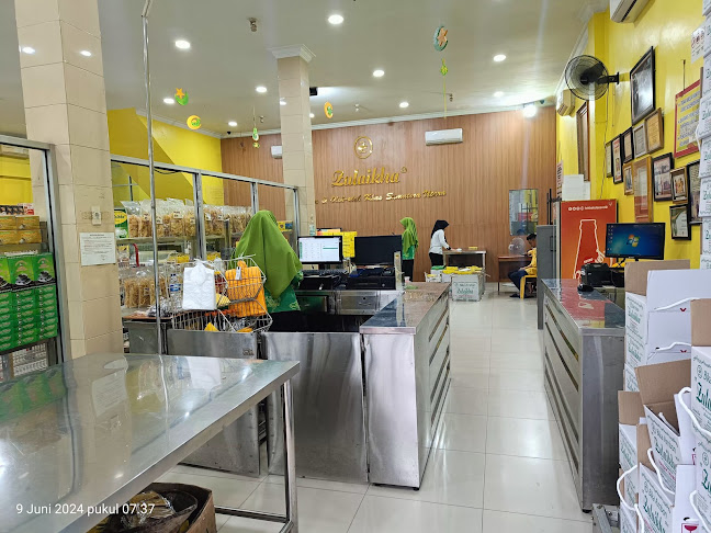 Bika Ambon Zulaikha 03 - Gastronomi dan perhotelan