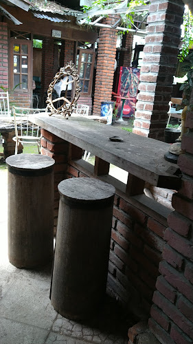 Comentarii opinii despre Trotoart Cafe & Street Kichen Cisitu