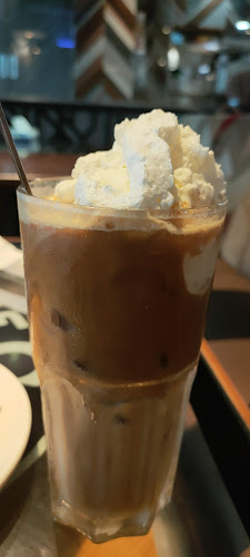 The Coffee Crowd - Gastronomi dan perhotelan