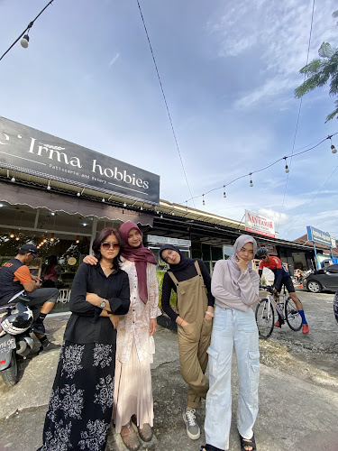 Opinii despre De’ Irma Hobbies în Kota Padang - Gastronomi dan perhotelan