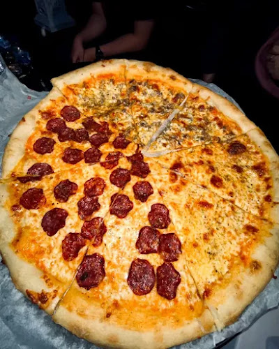 ELEANOR RIGBY PIZZA (NEW YORK STYLE)
