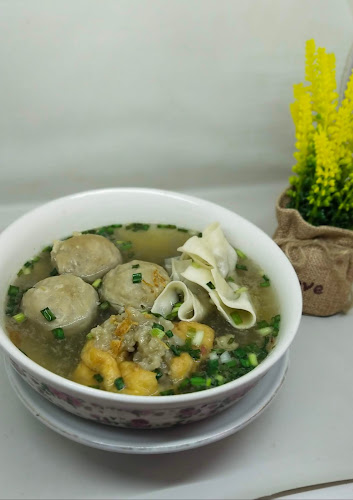 Sentra Wisata Kuliner Wiyung - Surabaya