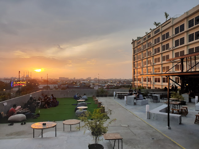 Arah Awan Coffee & Bar