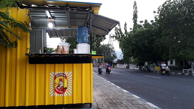 Comentarii opinii despre Ayam Geprek Pedes Dower - Pondok Kacang