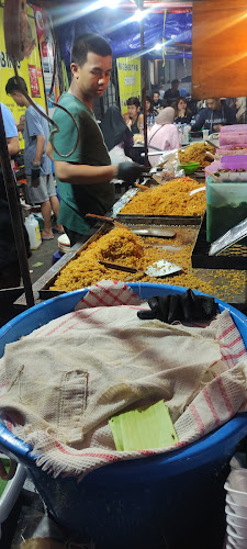 Comentarii opinii despre Nasi Goreng Sapi dan Kambing Sate Maranggi