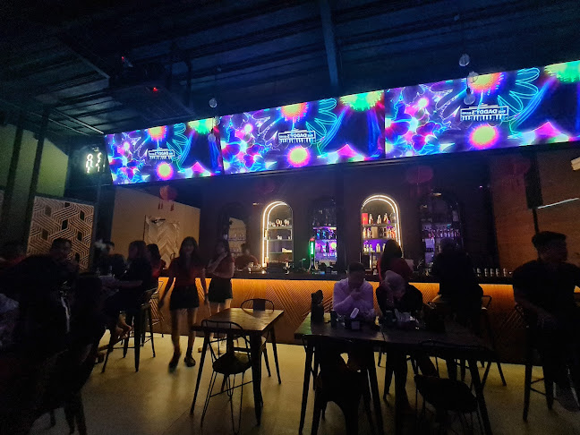 HOMEBASE kambang iwak - Gastronomi dan perhotelan