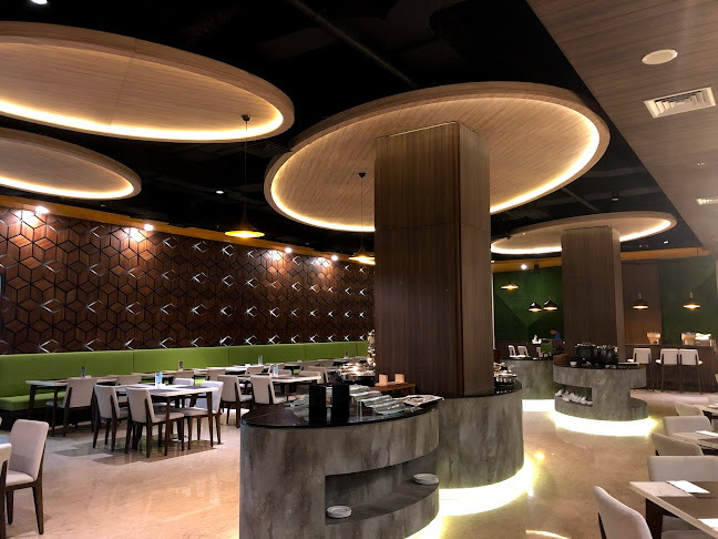 BRANCHE Cafe, Bar & Terrace