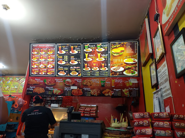 Opinii despre JFC Jaya Fried Chicken în Kota Denpasar - Gastronomi dan perhotelan