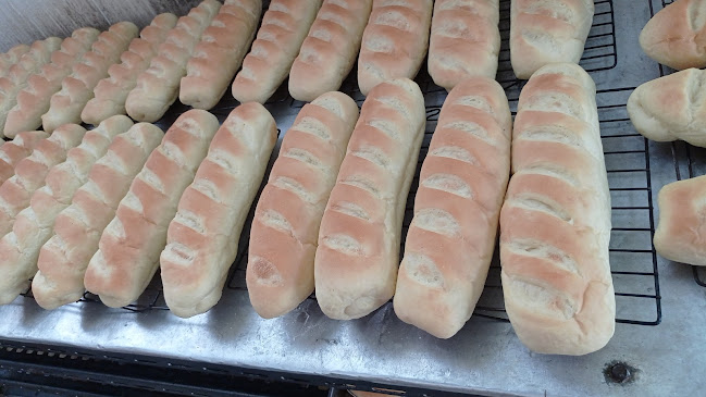 Opinii despre Roti burger în Kota Pontianak - Gastronomi dan perhotelan