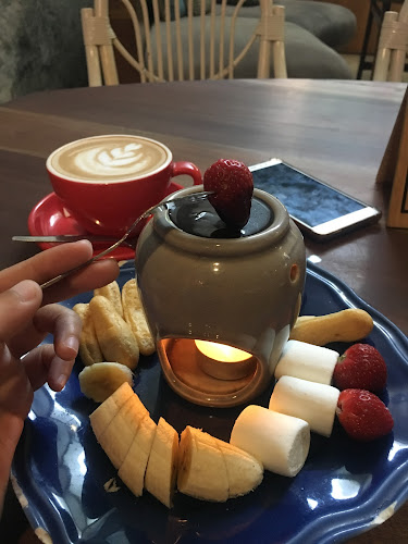 Opinii despre Savoury Pizza în Kota Surakarta - Gastronomi dan perhotelan