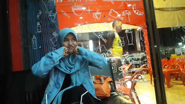 Comentarii opinii despre RISING CAFE & VAPE STORE