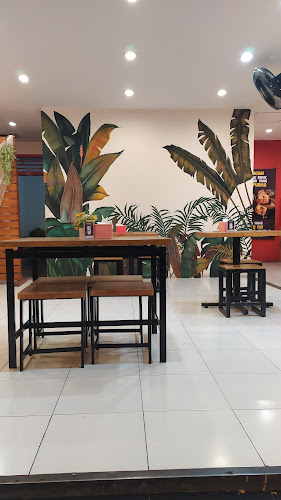 Martabak Hawaii Kaya Rasa Kuanino - Gastronomi dan perhotelan