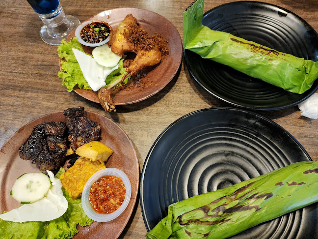 Daun Pisang Resto Grand Batam Mall