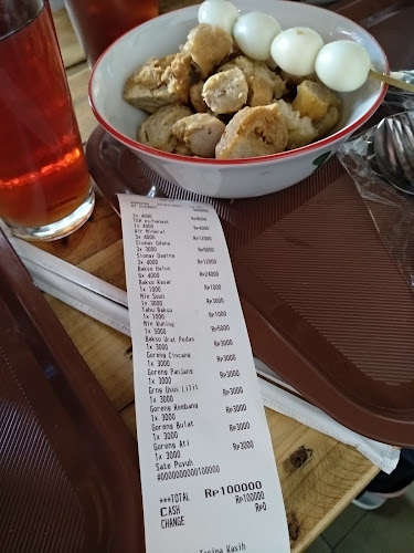 Comentarii opinii despre Bakso Damas Madiun